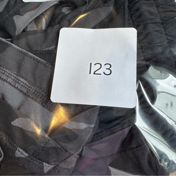 Lot Of 2 Athleta Girl ALL PLAY 3" Running Shorts with Zip Pockets Size L I23 - Picture 6 of 6